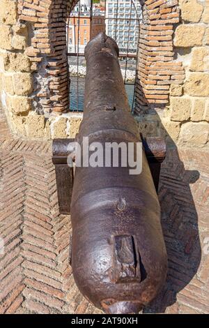Italy, Naples, close-up of cannon on the stands of the castle of Ovo Stock Photo