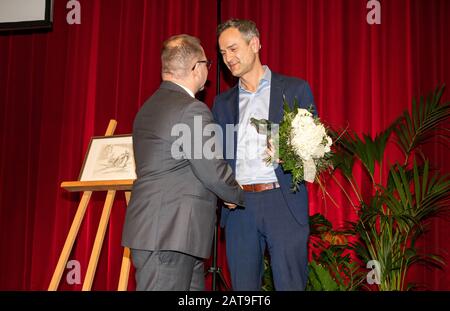 Johannes Wenzel und Daniele Ganser bei der Verleihung des Bautzener Friedenspreises im Theater in Bautzen  am 29.01.2020 Stock Photo