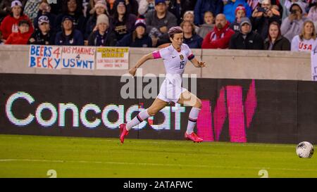 Houston, Texas, USA. 31st Jan, 2020. United States forward Megan Rapinoe (15) in the second half during the CONCACAF Group A Women's Olympic Qualifying match against the Panama at BBVA Stadium in Houston, Texas. Maria Lysaker/CSM/Alamy Live News Stock Photo