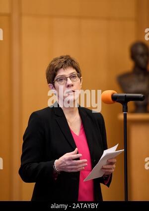 Bonn, Germany. 01st Feb, 2020. Annegret Kramp-Karrenbauer (CDU), Federal Minister of Defence, explains at a press conference the further procedure after the pickup of Germans from China. Credit: Caroline Seidel/dpa/Alamy Live News Stock Photo