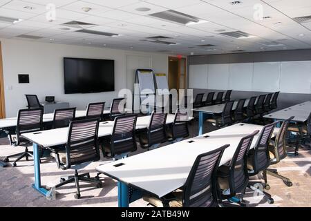 PHILADELPHIA, PENNSYLVANIA - OCTOBER 4, 2019: Corporate Office Room Stock Photo