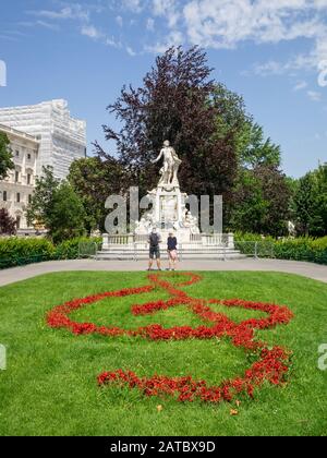 Mozart Monument in Burggarten, Vienna Stock Photo