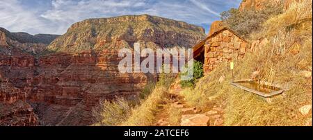 Santa Maria Spring Rest House, Hermit Trail, Grand Canyon National Park, Arizona, USA Stock Photo