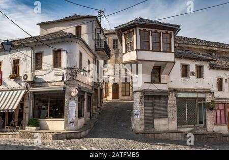 19th-century traditional Ottoman style houses, cobblestone streets in Gjirokastra (Gjirokaster), UNESCO World Heritage Site, Albania Stock Photo