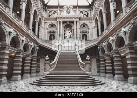 Inside the Palace of Justice (Justizpalast), Vienna, Austria Stock Photo