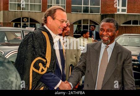 Thabo Mbeki, Vice-President of the Republic of South Africa, visiting the University of Sussex, in Brighton, where he studied in the early 1960's while exiled from South Africa. Stock Photo