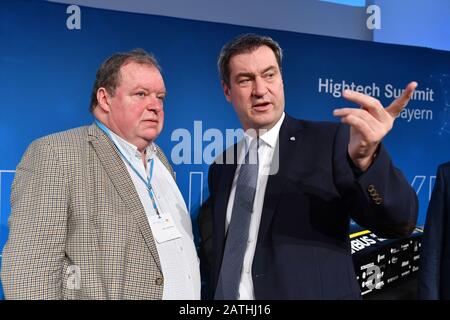 Munich, Germany. 03rd Feb, 2020. Garching. 3rd Feb, 2020. Markus SOEDER (Minister President Bavaria and CSU Chairman) in conversation with Max Josef STRAUSS. At the invitation of Prime Minister Dr. Markus Soeder meet experts in the field of future technologies for high-tech Sumwith Bayern.KI, Künstliche Intelligenz. On February 3rd, 2020 Technical University Munich (TUM) in Garching. Credit: dpa/Alamy Live News Credit: dpa picture alliance/Alamy Live News Stock Photo