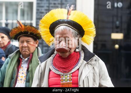 London, UK. 3rd February 2020. Amazon Indigenous leaders L-R Raoni Metuktire, Davi Yanomami, Megaron Txucarramae, Dario Yanomami hand in a letter  to Downing Street, demanding protection of the Amazon people   The leaders are calling on Boris Johnson to condemn the actions of Brazil's president Jair Bolsonaro, which they view as a failure to protect indigenous tribes as the  fires in the Amazon rainforest, known as 'the lungs of the planet', sparked global concerns last year. Credit: amer ghazzal/Alamy Live News Stock Photo