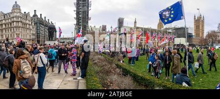 Supporters of leaving the EU celebrate at a party hosted by Leave.EU in ...