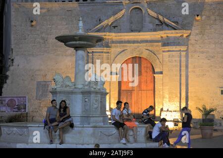 Cuba, Havana, Plaza de San Francisco de Asis, Fuente de los Leones, Stock Photo