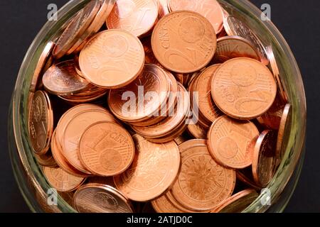 According to media reports, the new EU Commission chief Ursula von der Leyen plans to abolish all 1 and 2 cent coins.
