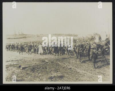 German prisoners are seen on the Western Front during World War 1 ...