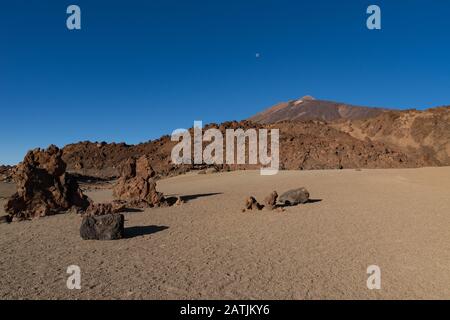 Martian landscape on the eastern slopes of Montana Blanca Mirador las Minas de San Jose, Teide National park, Tenerife, Canary islands, Spain Stock Photo