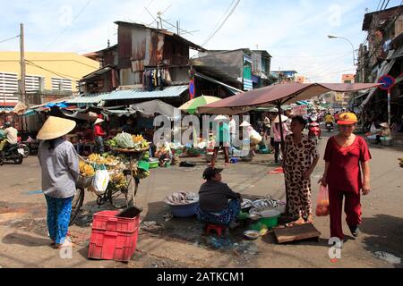 Street Scene, Cholon, Chinatown, Ho Chi Minh City, Saigon, Vietnam, Southeast Asia, Asia Stock Photo