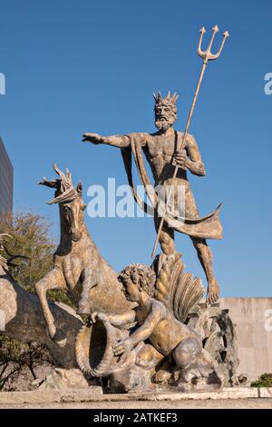 The Fountain of Neptune in the Macroplaza, central Monterrey, Mexico ...