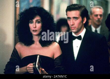 Nicolas Cage, Cher, 'Moonstruck' (1987) MGM  File Reference # 33962-154THA Stock Photo