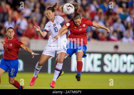 Costa Rica defender Fabiola Sanchez 5 kicks the ball into United