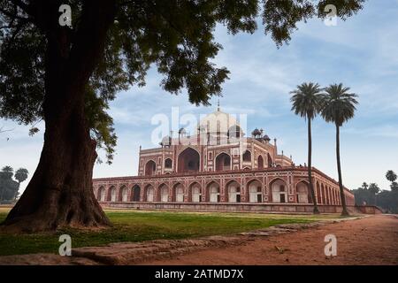 Humayun's tomb is the tomb of the Mughal Emperor Humayun in Delhi, India. Was built in 1569-70 Stock Photo