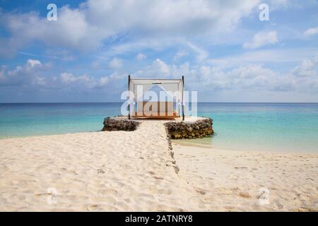 hanging bed on a small headland, beautiful sea view, Maldives Stock Photo