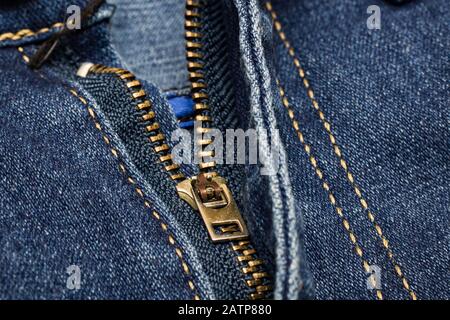 15pcs Zipper Holder, Zipper Holder Upper for Jeans Clasp Pants Up Hook Jeans  Zipper Button Lock Zipper Puller Tool Keep Zipper Up on Pants Jeans Skirts  : Amazon.in: Home & Kitchen