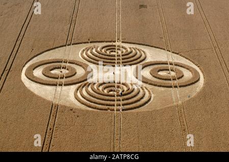 Crop circles appearing overnight in the rural district of Wiltshire in 2006 Stock Photo