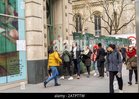 Excited shoppers line up outside the immensely popular Outdoor Voices sample sale in the NoMad neighborhood of New York on Tuesday, January 28, 2020. (© Richard B. Levine) Stock Photo