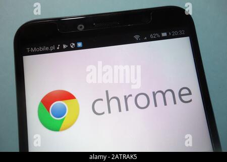 Google Chrome logo on smartphone Stock Photo