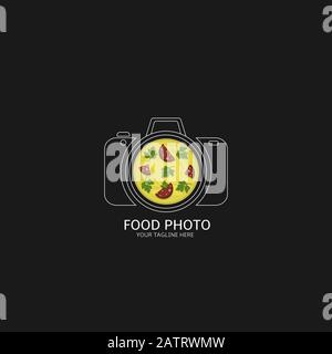Food photo icon. Camera icon with omelette label, scrambled eggs with sausage Stock Vector