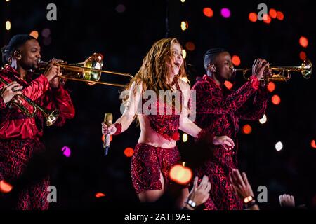 Shakira performs during the Pepsi Halftime Show during Super Bowl LIV between the San Francisco 49ers and the Kansas City Chiefs held at Hard Rock Stadium in Miami Gardens, Florida on Feb. 2, 2020. (Photo by Anthony Behar/Sipa USA) Stock Photo
