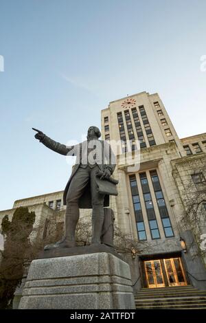 Statue of Captain George Vancouver in front of the Art Deco style ...