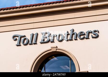 Feb 4, 2020 Santa Clara / CA / USA - Toll Brothers sign at their sale offices in Silicon Valley; Toll Brothers is a home construction company that spe Stock Photo