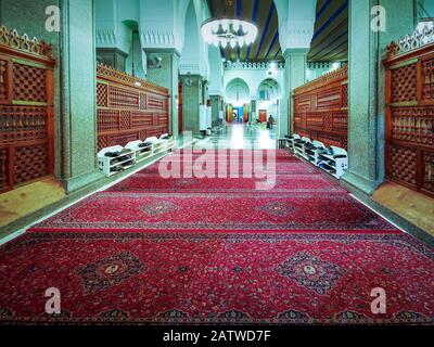 Al-Masjid an-Nabawi-A beautiful view of the dom of Al-Masjid an-Nabaw ...