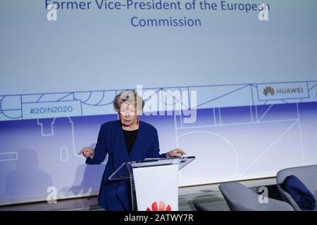 Brussels. 5th Feb, 2020. Former European Commission Vice-President Viviane Reding speaks at Huawei's spring reception in Brussels, Belgium, Feb, 4, 2020. Chinese technology firm Huawei said here on Tuesday that it has decided to set up 5G manufacturing bases in Europe, so that to 'truly have 5G for Europe made in Europe.' TO GO WITH 'Huawei to set up manufacturing bases in Europe' Credit: Zhang Cheng/Xinhua/Alamy Live News Stock Photo