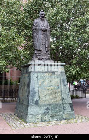 Statue of Confucius in Manhattan, New York City. Stock Photo