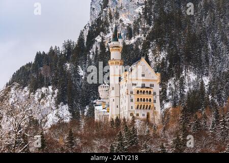 Winter at Neuschwanstein Castle, near Hohenschwangau, Bavaria, Germany. Stock Photo