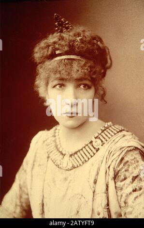 1884 , Paris , FRANCE  :  SARAH  BERNHARDT  ( Paris , France 1844 - 1923 ) , the celebrated french actress in ' Theodora '  by playwriter Victorien Sa Stock Photo