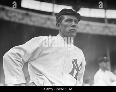 Members of the New York Yankees baseball team ca. 1936-1937 Stock Photo -  Alamy