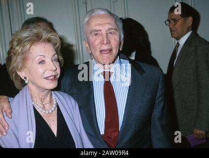 Los Angeles, USA. 15th Oct, 2007. Kirk Douglas and wife Credit: Tsuni/USA/Alamy Live News Stock Photo