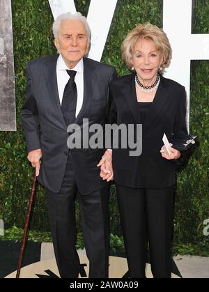 Los Angeles, USA. 25th Feb, 2013. Kirk Douglas and wife Anne 519 at the Vanity Fair 2013 Oscar party at the Sunset Tower in Los Angeles.Kirk Douglas and wife Anne 519 ------------- Credit: Tsuni/USA/Alamy Live News Stock Photo