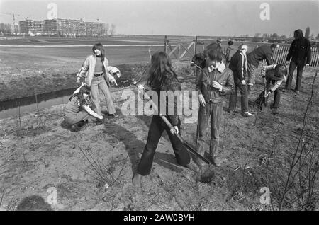 National Arbor Day, Amsterdam, middle Alderman Lammers Date: March 28, 1973 Location: Amsterdam, Noord-Holland Keywords: tree planting days Person Name: Lammers, Han Stock Photo