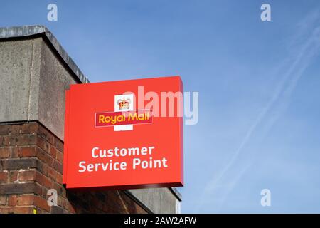the sign of a royal mail customer service point Stock Photo