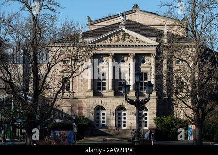 05 February 2020, Lower Saxony, Göttingen: Exterior shot from the Deutsches Theater in Göttingen. The theatre is one of the venues of the Göttingen International Handel Festival. The Handel Festival runs from 20.05.2020 to 01.06.2020. Photo: Swen Pförtner/dpa Stock Photo