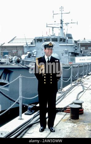 HRH Prince Andrew takes command of HMS Cottesmore, Rosyth, Scotland April 1993 Stock Photo