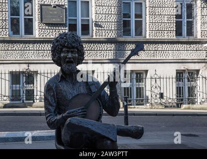 Dublin, Ireland,25th March 2019. Statue of luke Kelly who was a legendary member of The Dubliners traditional irish music folk group, Stock Photo