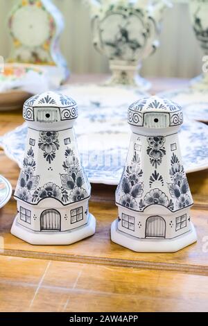 Pottery workpieces with hand painting of Delftware in the Delft pottery factory, Royal Delft Stock Photo