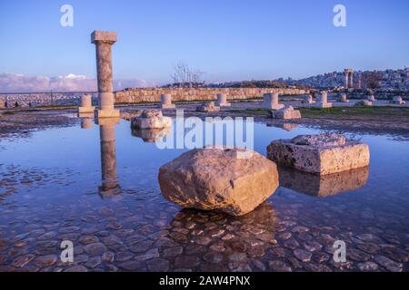 The Amman Citadel is a historical site at the center of downtown Amman, the capital of Jordan. The L-shaped hill is one of the seven hills (jabals) th Stock Photo