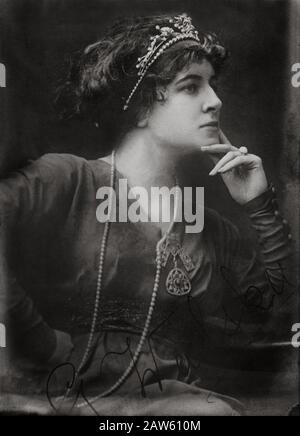 1916 ca , USA  : The Opera soprano singer GANNA  WALSKA ( born Hanna Puacz ,  Brest-Litovsk , Russia 1887 - Santa Barbara 1984) to wed the millionaire Stock Photo