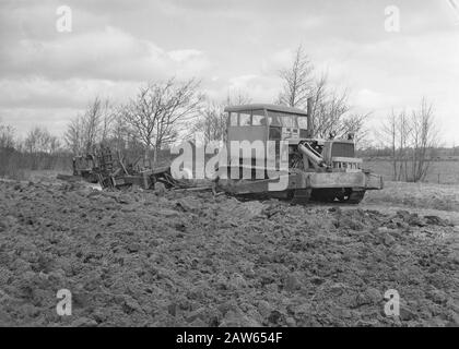 mining, soil, leveling, sanding, plowing, Kortezwaag Date: April 1956 Location: Kortezwaag Keywords: sanding, leveling, tillage, cultivation, plowing Stock Photo