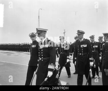 Transfer of command of Squadron V by Rear-Admiral L.E.H. Reeser (left) commander JRH. W.C.M. de Jonge van Ellemeet (deputy. Chief Naval Staff) aboard Hr. Ms. Airbase Ship Karel Doorman Date: August 25, 1964 Location: Den Helder, Noord-Holland Keywords: navy, officers, ships Person Name: Young Ellemeet W.C.M. the, Reeser, L.E.H. Stock Photo