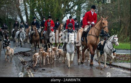 Traditional Avon Vale Boxing Day hunt takes place in Lacock with hundreds of spectators Stock Photo